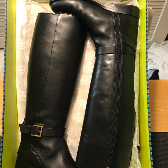Tory Burch knee boot - Picture 4 of 7